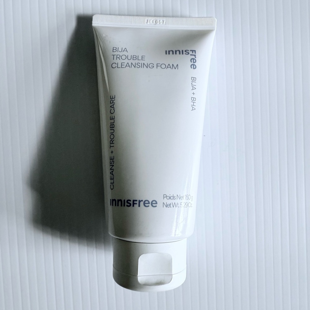 innisfree Bija Seed Oil BHA Trouble Cleansing Foam Salicylic Acid 150g / 5.29oz